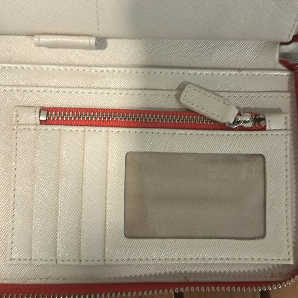 White and Orange Wallet - Picture 8 of 8